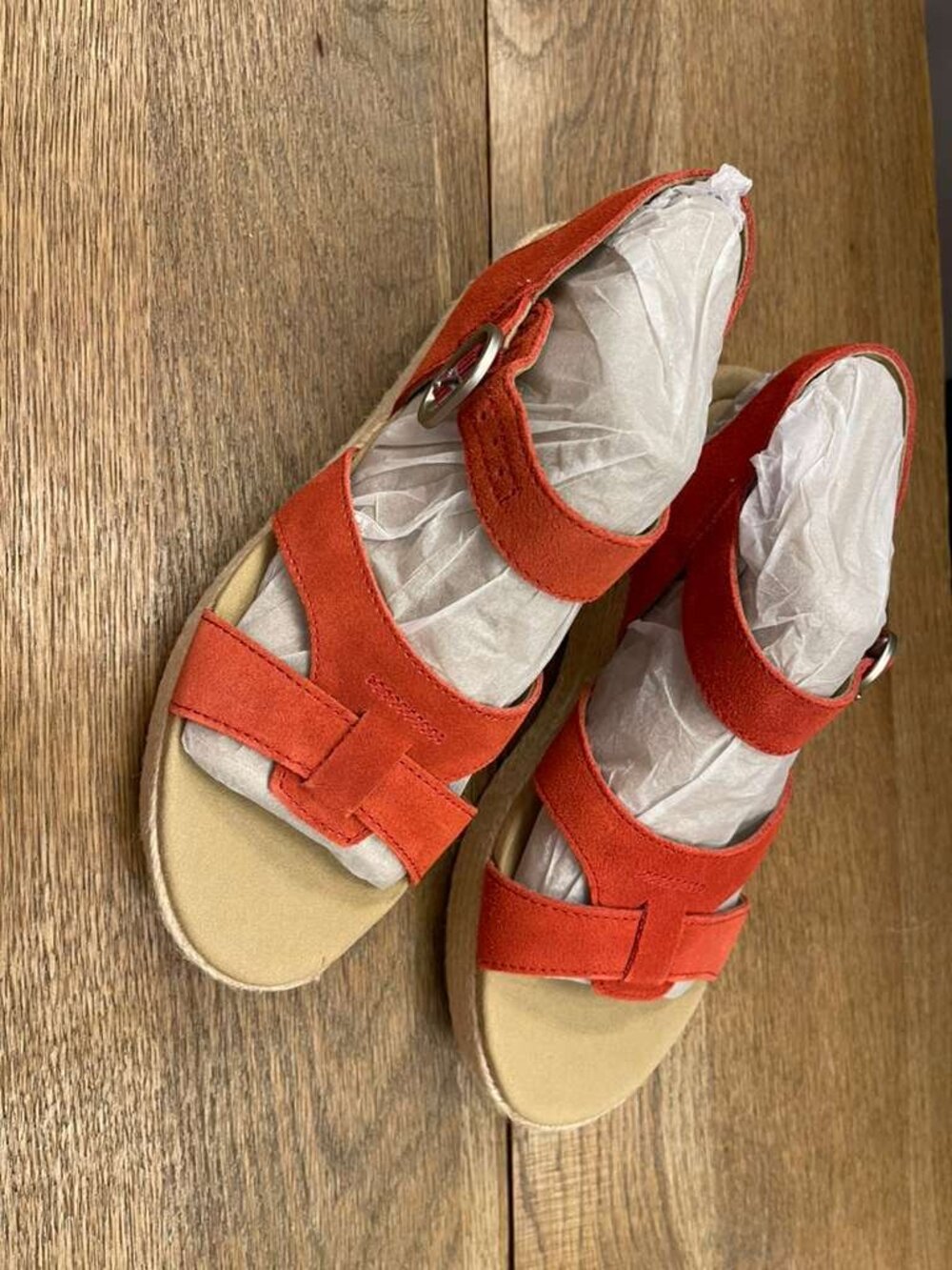 TIMBERLAND WOMEN'S SANTORINI SUN BLACKSTRAP SANDAL MEDIUM RED SUEDE A4256-ET0